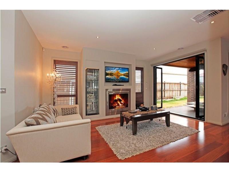 52 Suncroft Drive, Lalor VIC 3075