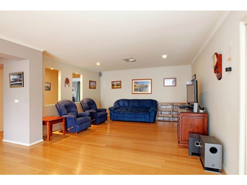 2 Pond Court, Epping VIC 3076