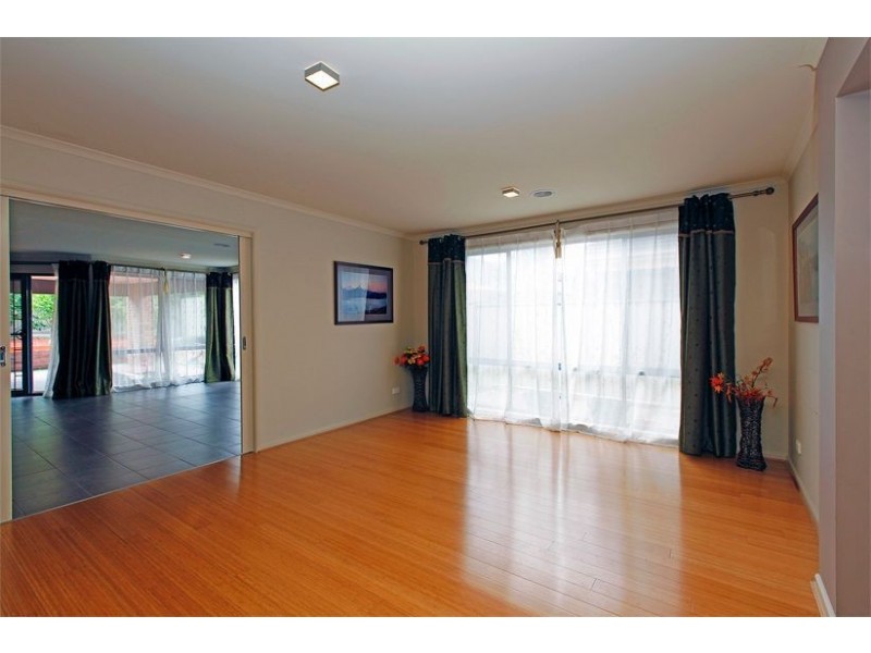 2 Pond Court, Epping VIC 3076