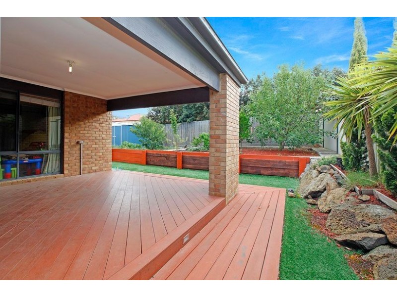2 Pond Court, Epping VIC 3076