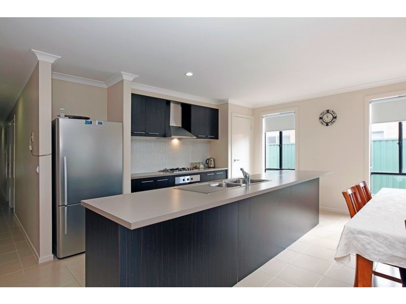 14 Coleridge Way, South Morang VIC 3752