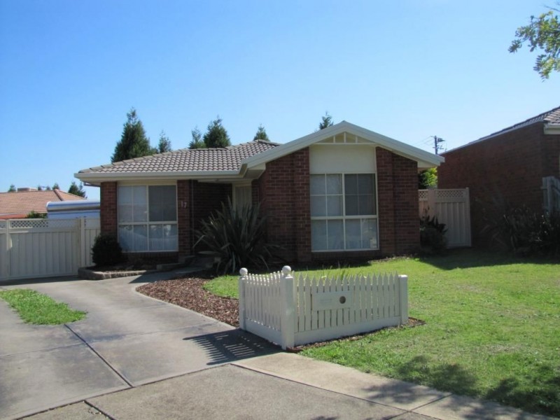 17 Oldfield Place, Epping VIC 3076