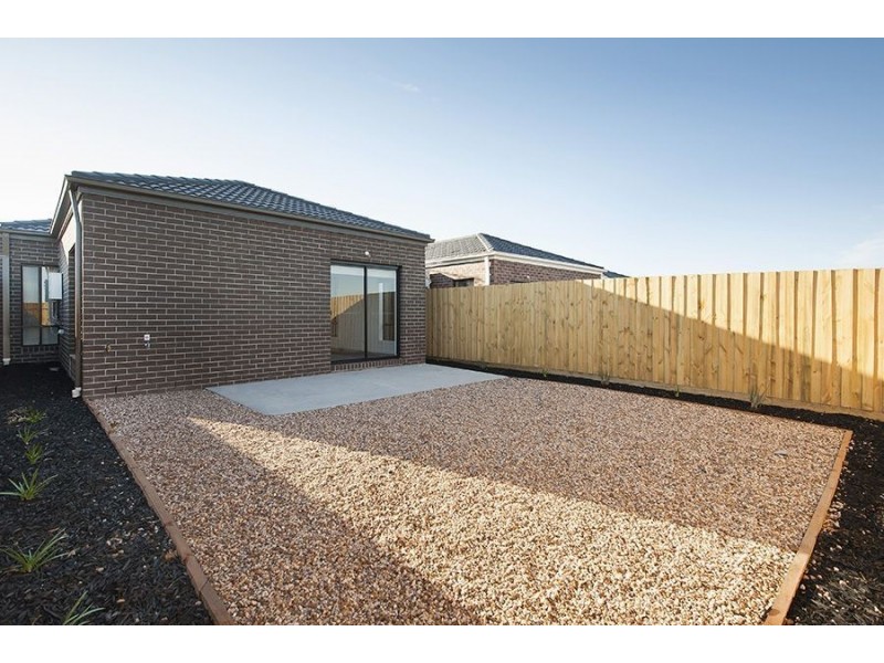 17 Oriano, Epping VIC 3076