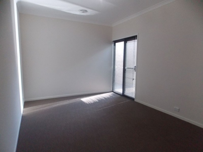 11 Bellerive Road, Epping VIC 3076