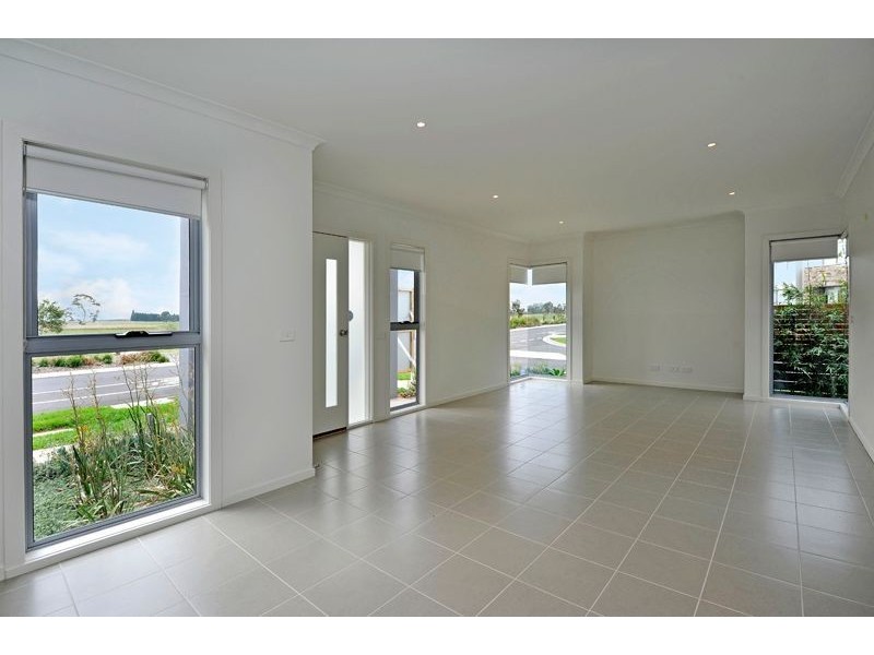 11 Champions Parade, Wollert VIC 3750