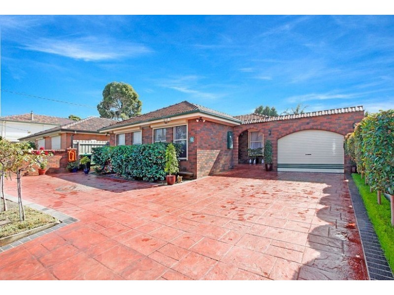 2 Mindoro Crescent, Lalor VIC 3075