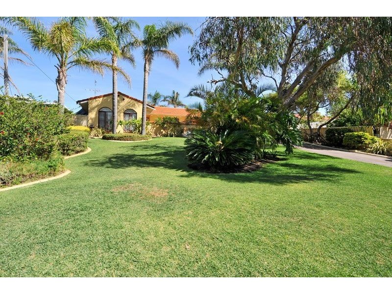 20 Sievewright Street, Silver Sands WA 6210