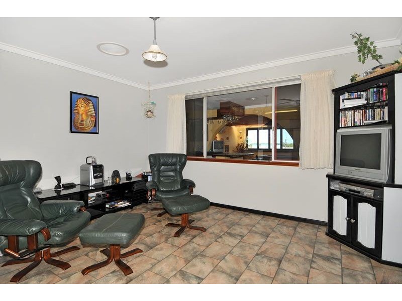 20 Sievewright Street, Silver Sands WA 6210