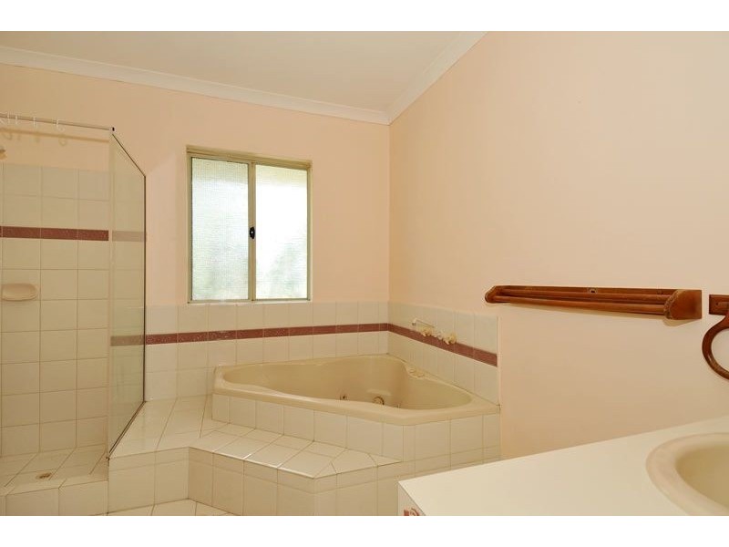 2 Fairway Crescent, Meadow Springs WA 6210