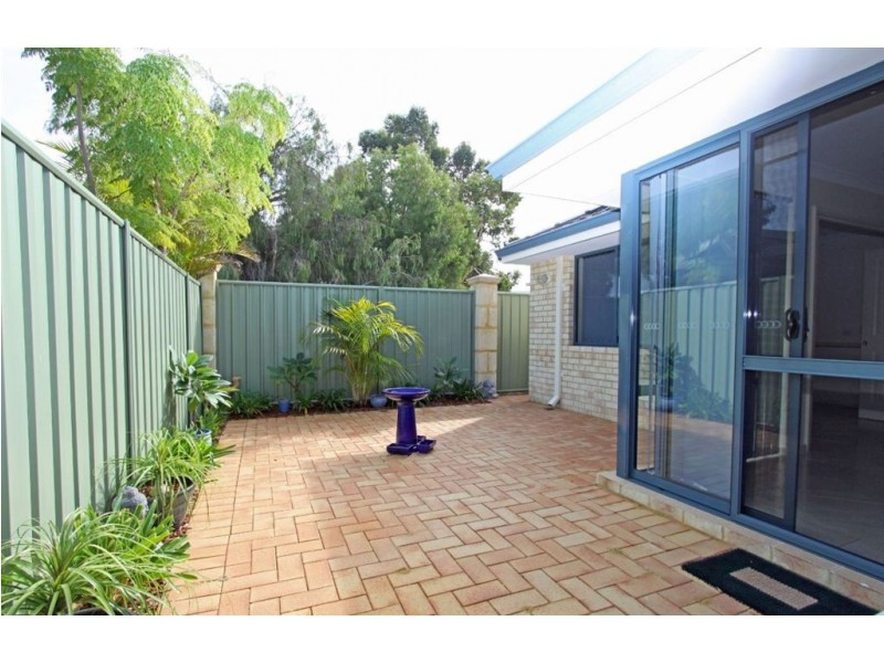 4/26 Saffron Loop, Falcon WA 6210
