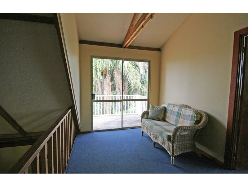 32 Roy Road, Coodanup WA 6210