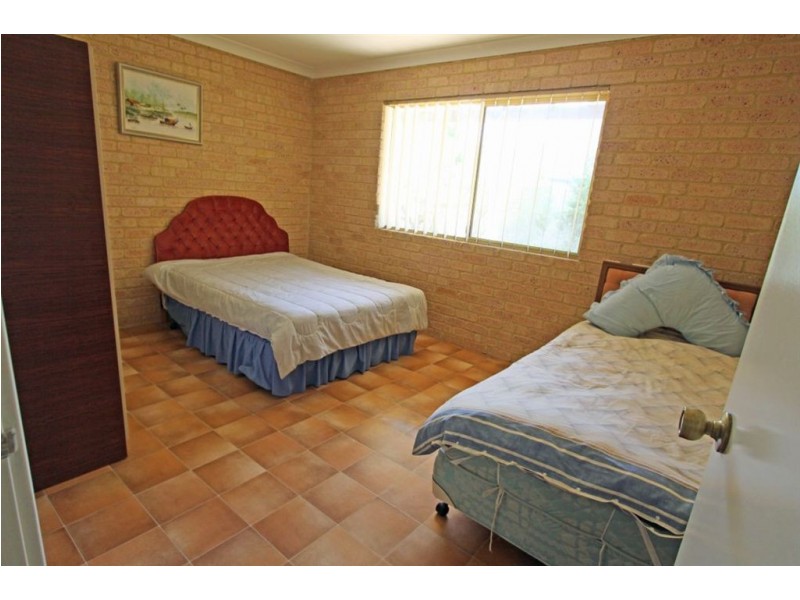 8B Edwards Street, Dawesville WA 6211