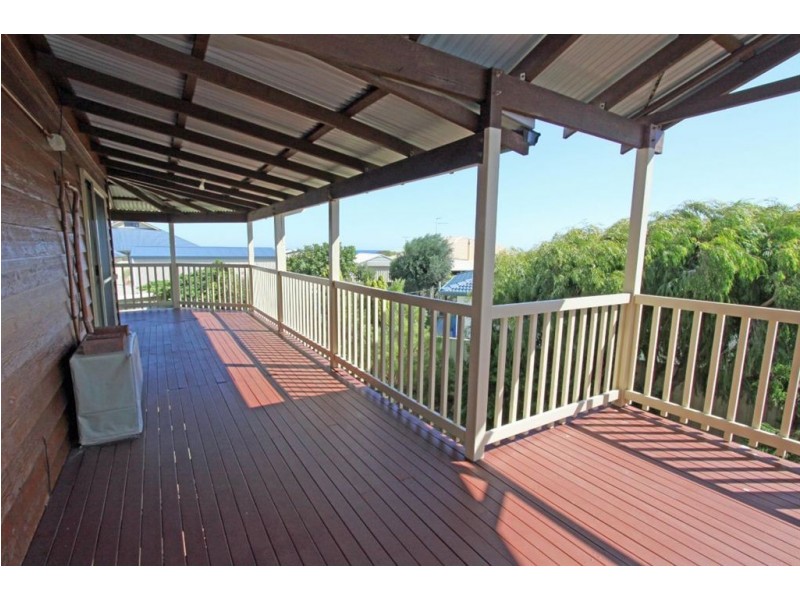 8B Edwards Street, Dawesville WA 6211