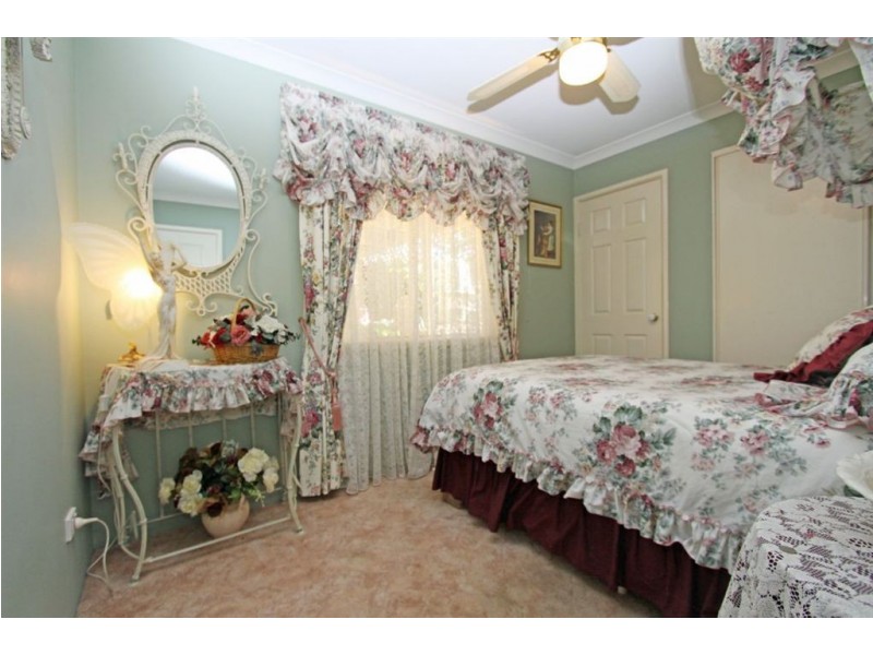 25 Lavender Gardens, Halls Head WA 6210