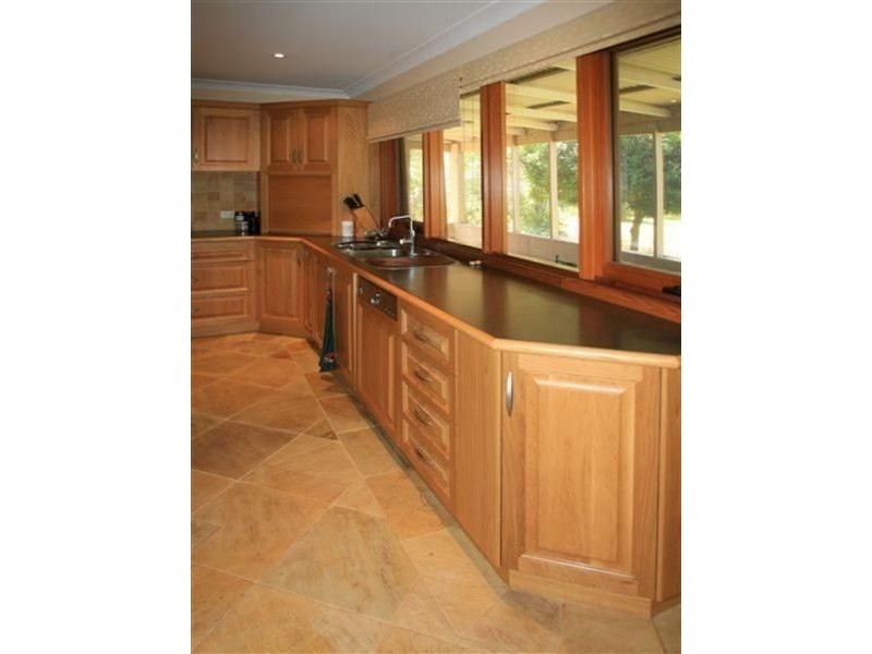 81 Caponi Road, Barragup WA 6209