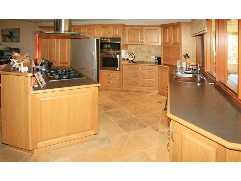 81 Caponi Road, Barragup WA 6209