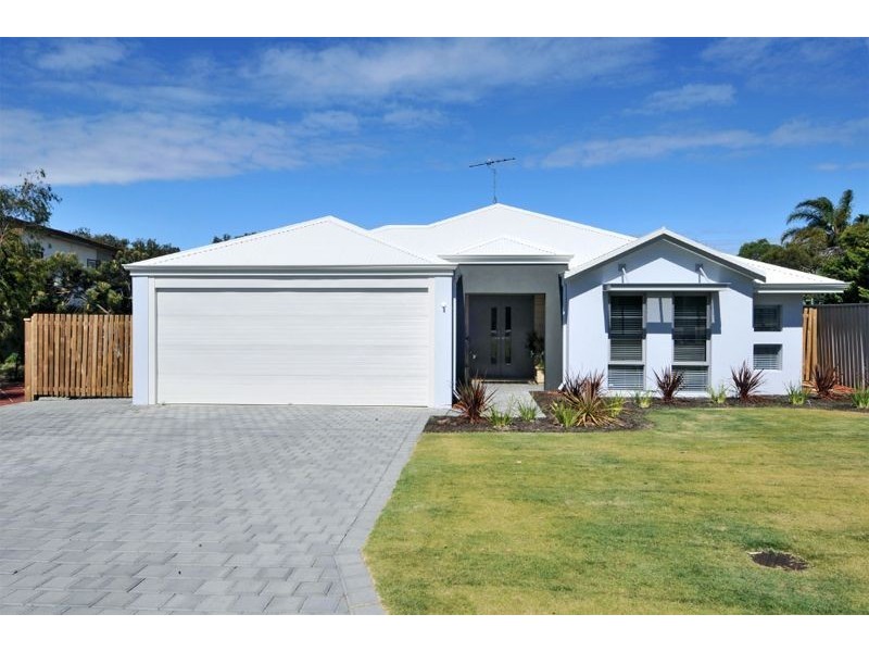 15a Baloo Crescent, Falcon WA 6210