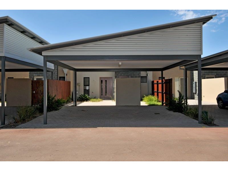 8/44 Oaklands Avenue, Halls Head WA 6210