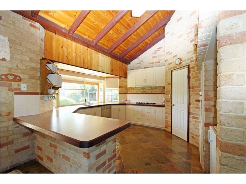 4 Glendart Court, Erskine WA 6210