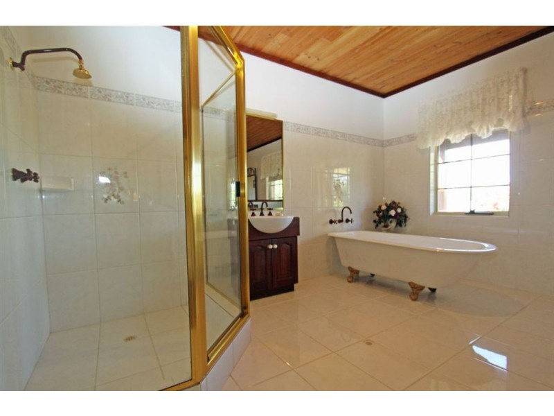 4 Glendart Court, Erskine WA 6210