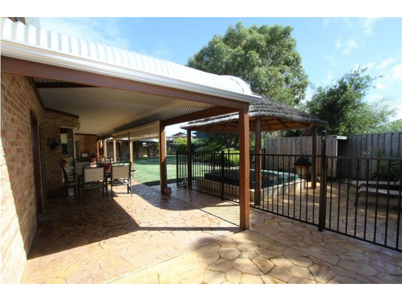4 Glendart Court, Erskine WA 6210