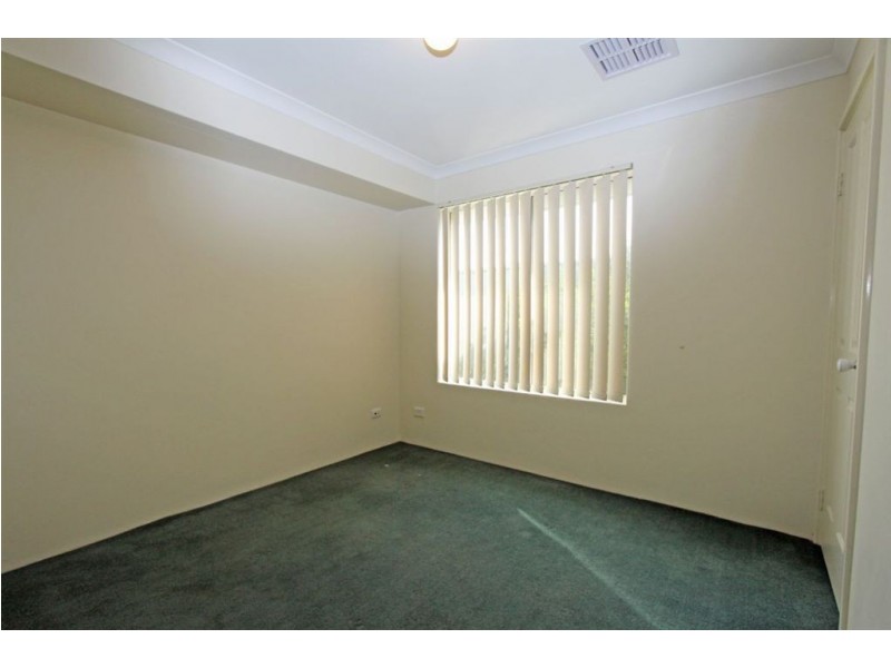 10 Saffron Loop, Falcon WA 6210