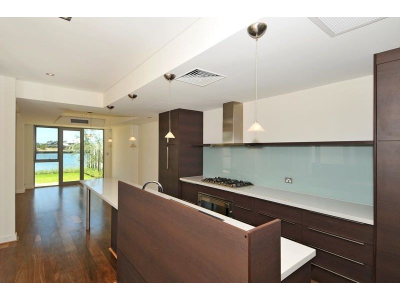 29 Trade Winds Retreat, Dudley Park WA 6210