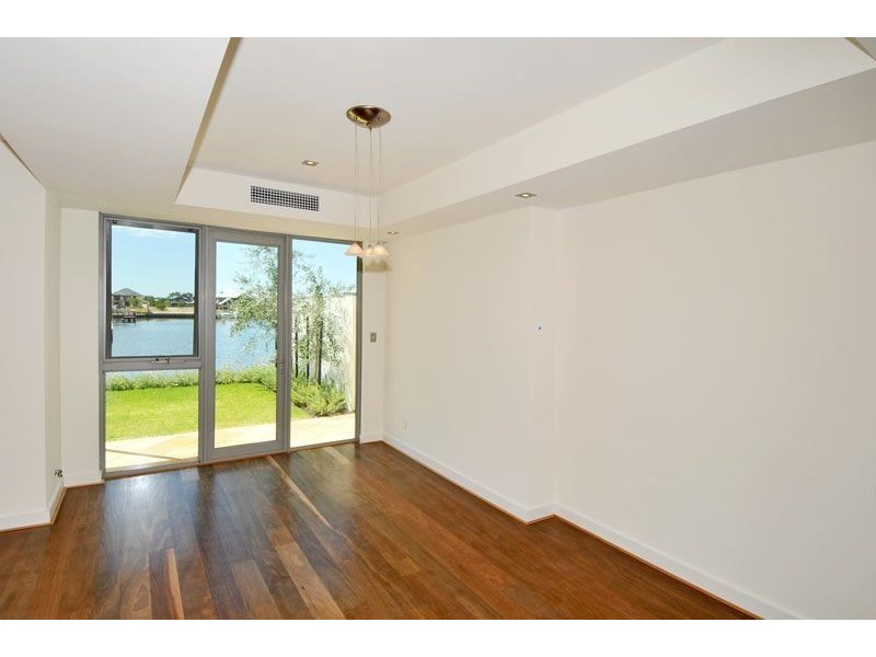 29 Trade Winds Retreat, Dudley Park WA 6210