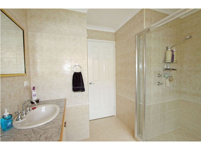 113 Leslie Street, Dudley Park WA 6210