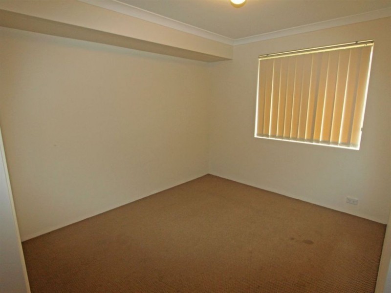 32 Saffron Loop, Falcon WA 6210