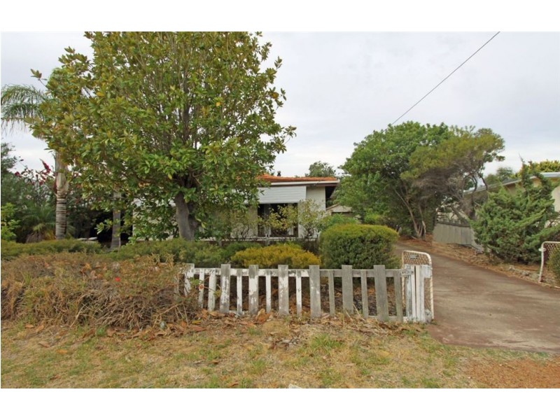 10 Loxton Street, Mandurah WA 6210