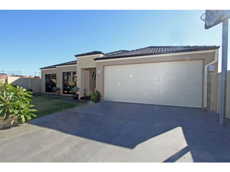 49 Katinka Retreat, Dudley Park WA 6210