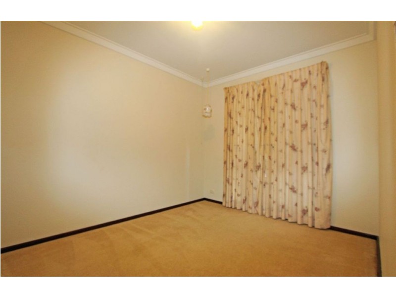 4 Seawind Drive, Silver Sands WA 6210