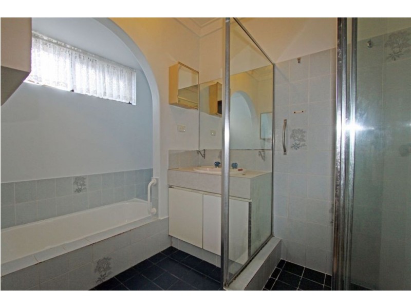 4 Seawind Drive, Silver Sands WA 6210