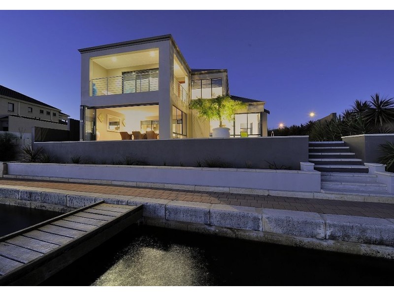 21 Waterlily Drive, Mandurah WA 6210
