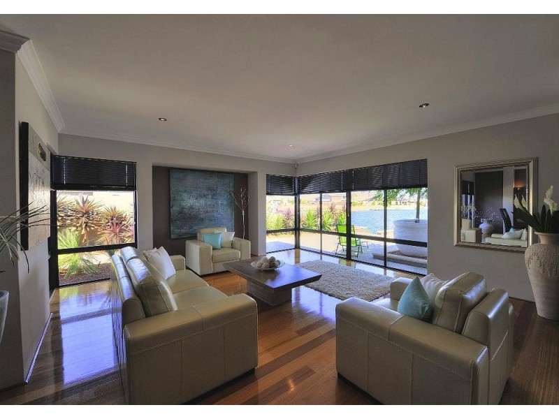 21 Waterlily Drive, Mandurah WA 6210