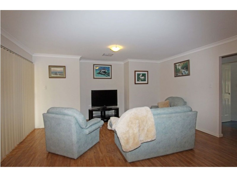 49 Hudson Drive, Dudley Park WA 6210