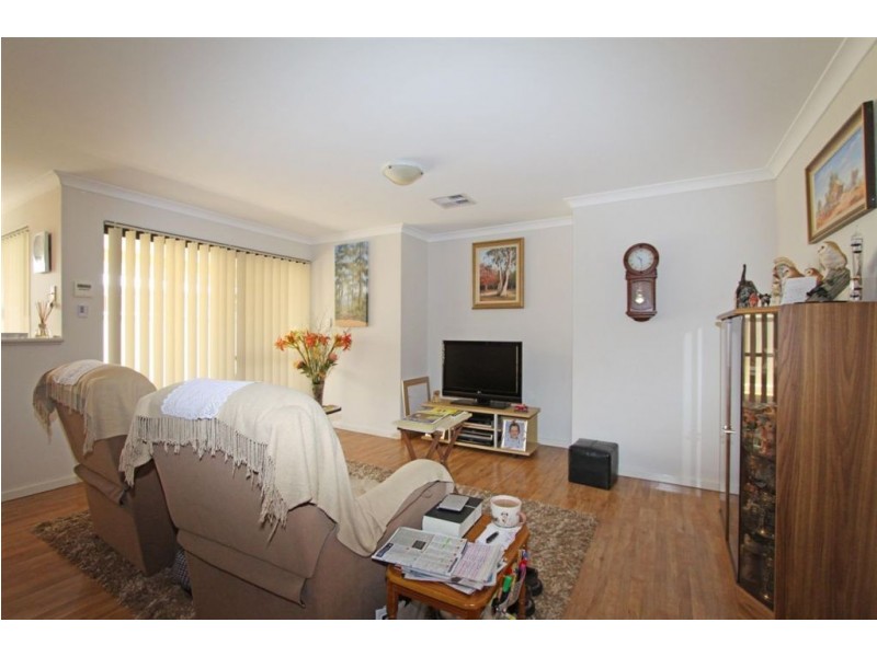 49 Hudson Drive, Dudley Park WA 6210