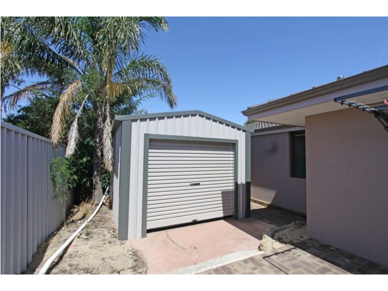 3 Lacebark Court, Halls Head WA 6210