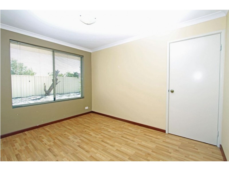 30 Petit Loop, Dudley Park WA 6210