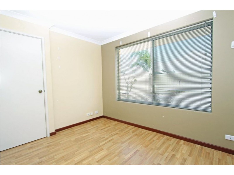 30 Petit Loop, Dudley Park WA 6210