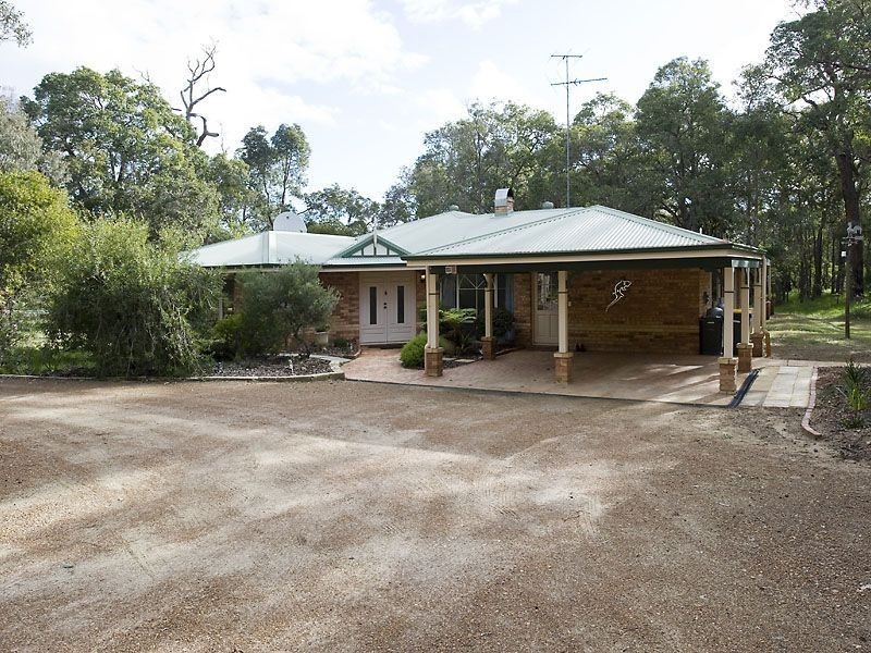 23 Summerhill Drive, Stake Hill WA 6210