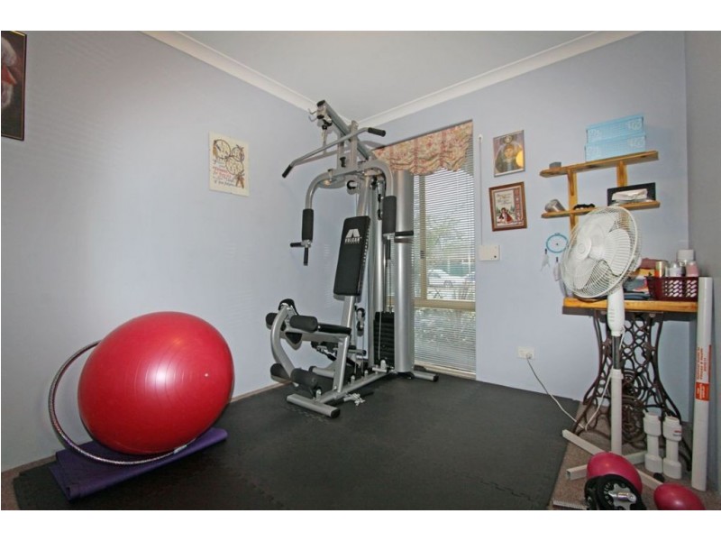 2 Berkeley Close, Greenfields WA 6210