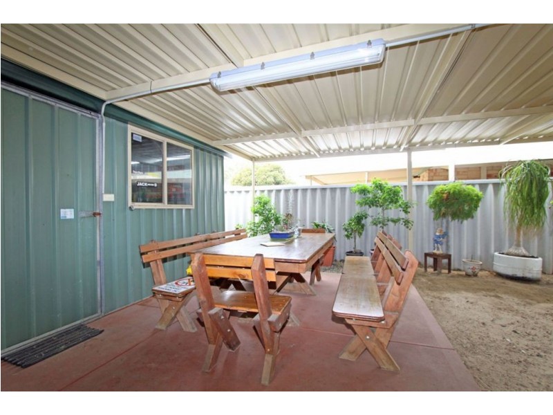 2 Berkeley Close, Greenfields WA 6210