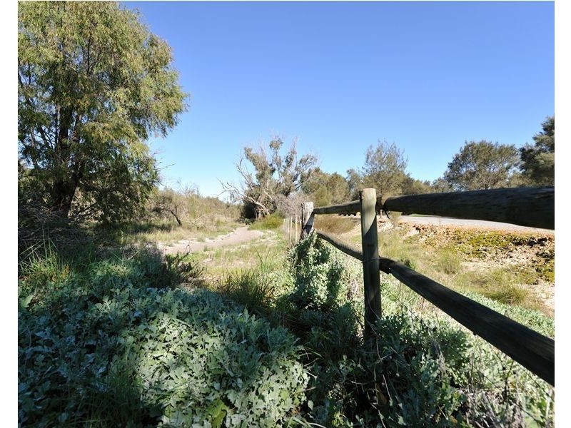 58 Dunkerton Road, Barragup WA 6209