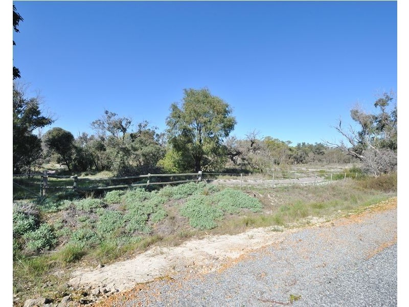 58 Dunkerton Road, Barragup WA 6209