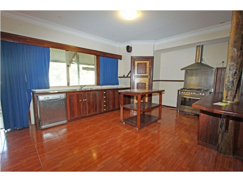 14 Redcliffe Road, Greenfields WA 6210