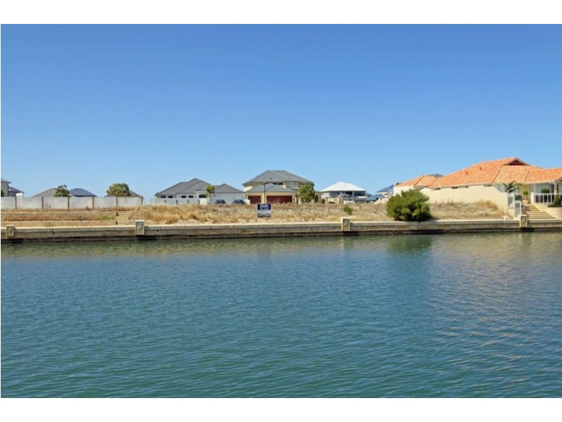 13 Trade Winds Retreat, Dudley Park WA 6210