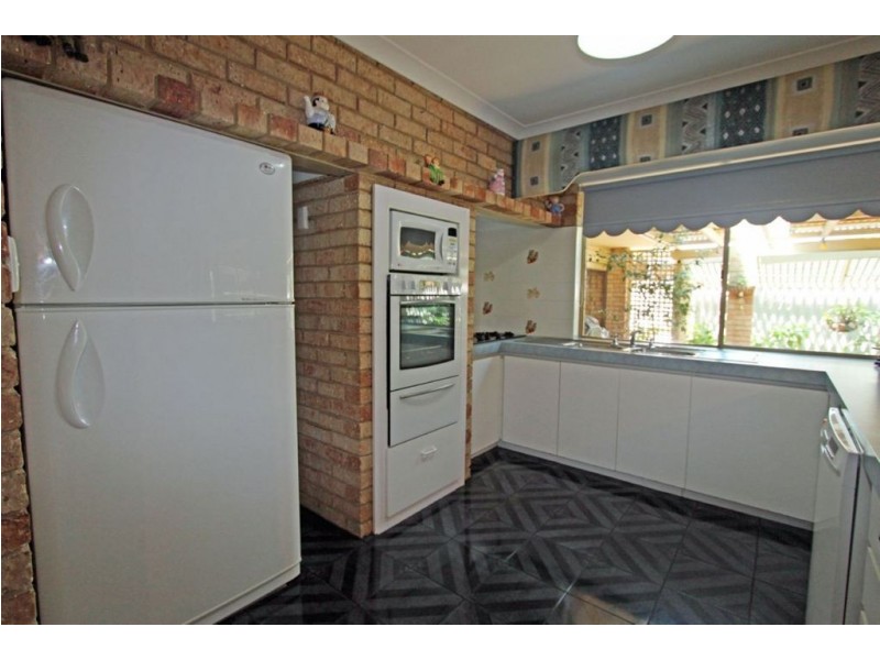 6 Sefton Court, Silver Sands WA 6210