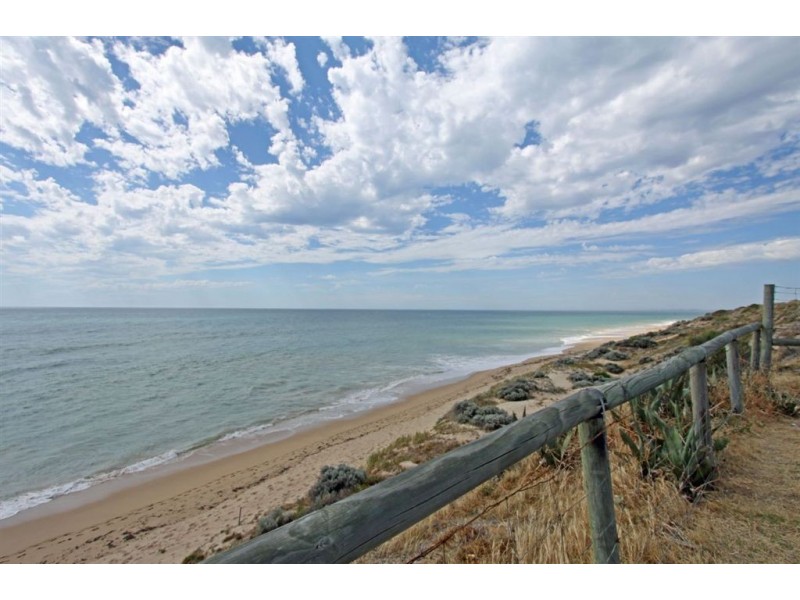 39 Halls Head Parade, Halls Head WA 6210